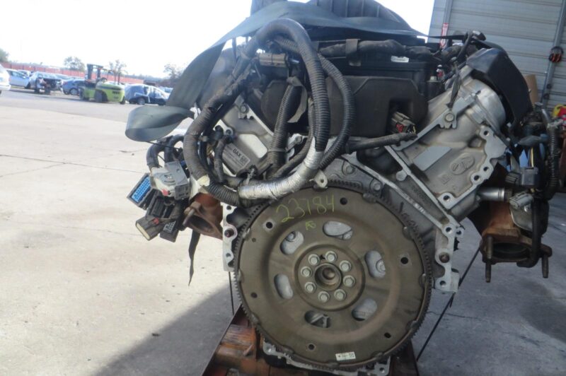 2017 Chevrolet Silverado 1500 Pickup Engine Assembly - Image 4