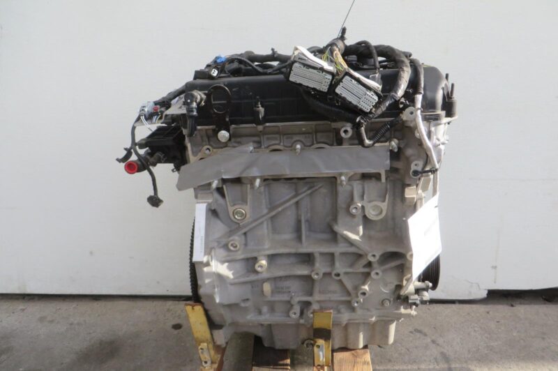 2018 Ford Escape Engine Assembly - Image 3