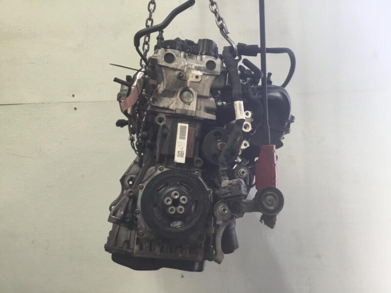 2012 Volkswagen Golf Engine Assembly - Image 2