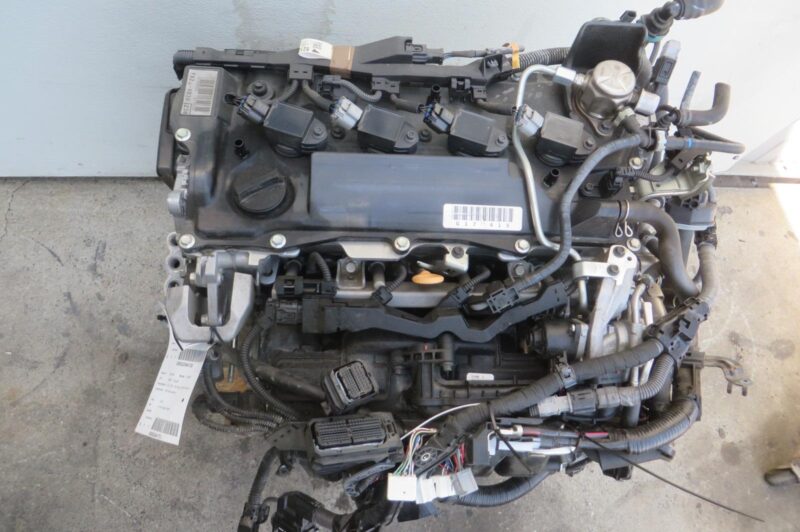 2019 Toyota Camry Engine Assembly - Image 2