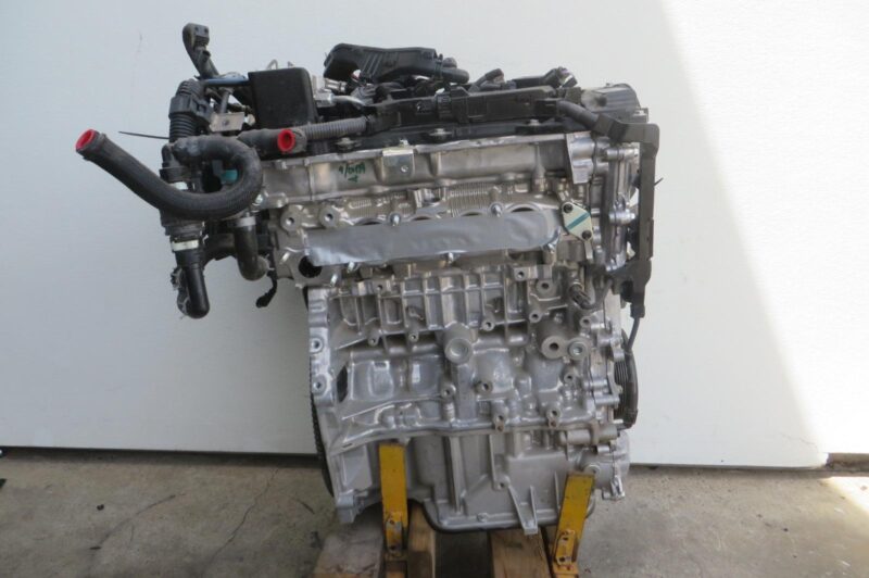 2020 Toyota Corolla Engine Assembly - Image 3