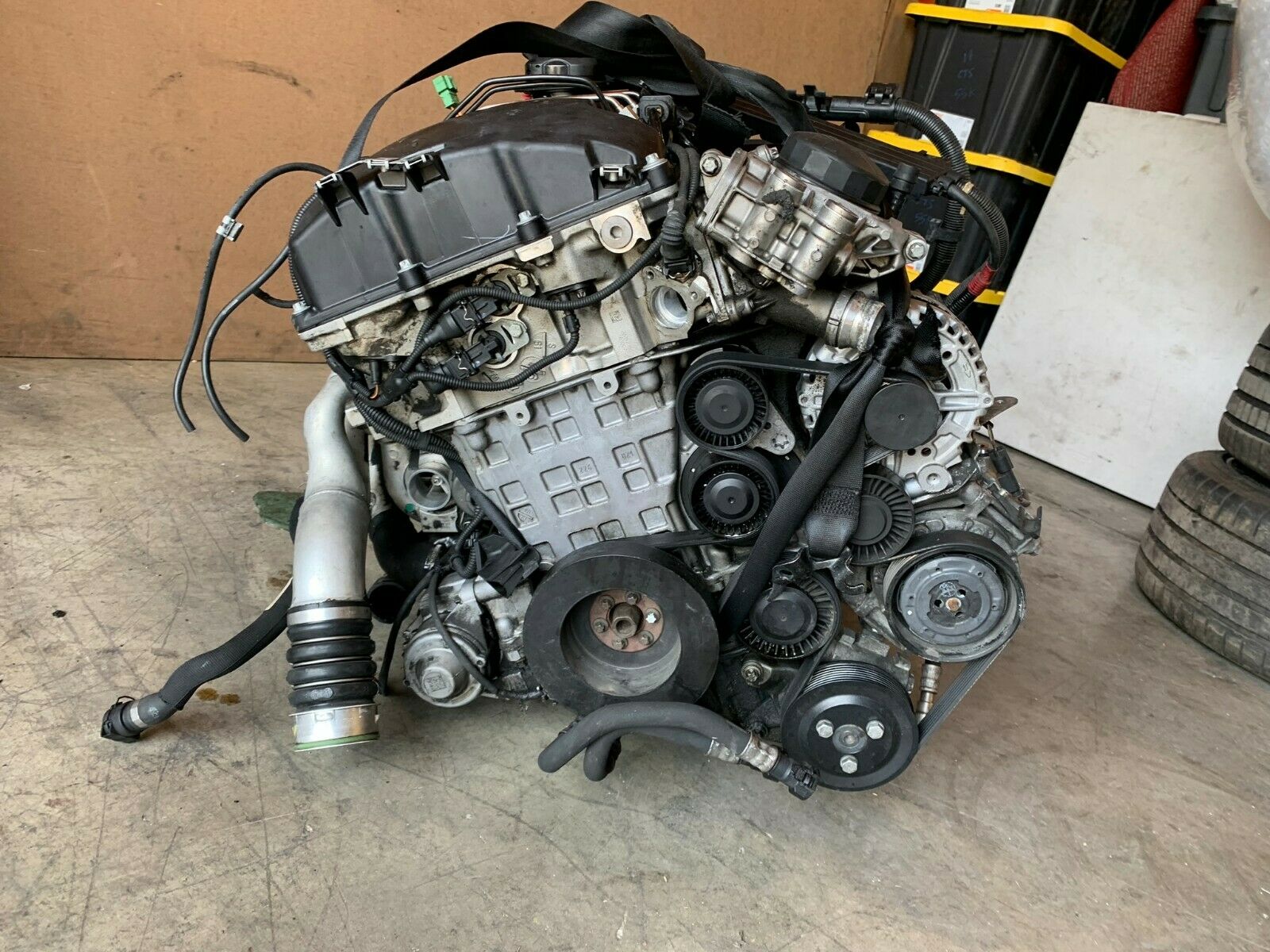 automotive powertrain distributor