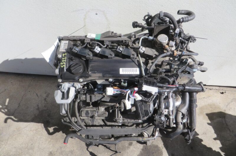 2020 Toyota Camry Engine Assembly - Image 3
