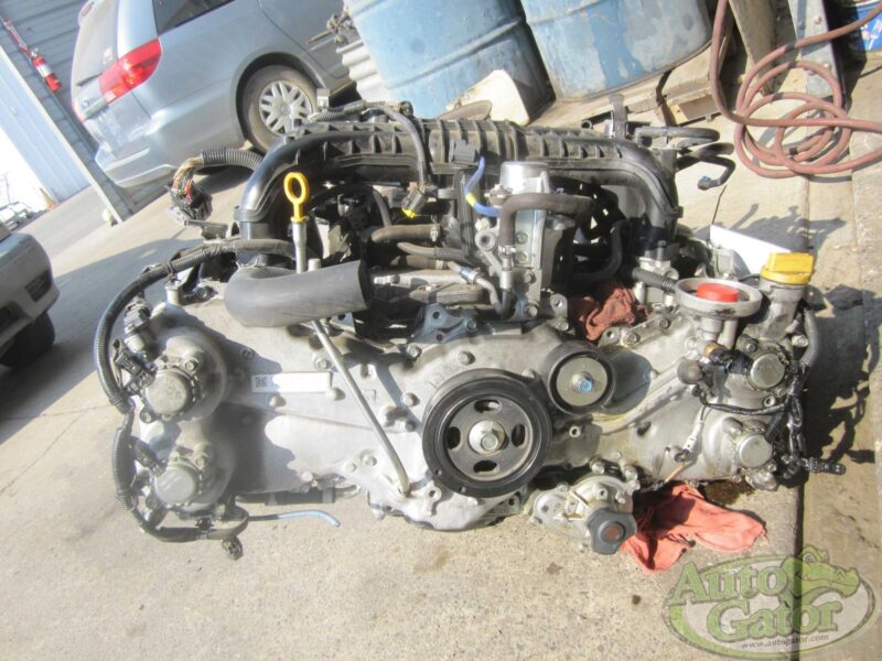 2015 Subaru XV Crosstrek Engine Assembly - Image 7