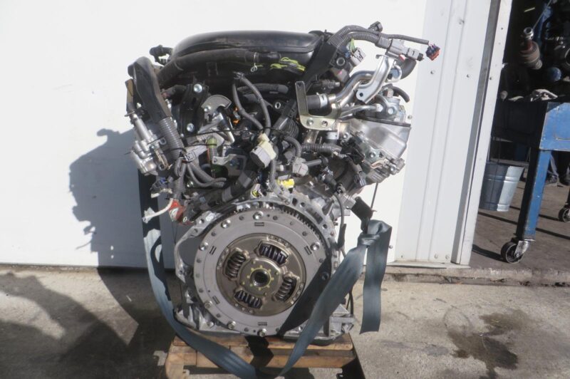 2013 Lexus GS 450h Engine Assembly - Image 6