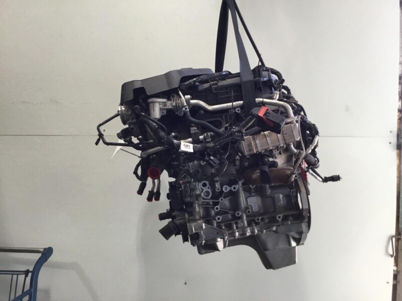 2019 Dodge Ram 1500 Engine Assembly - Image 4