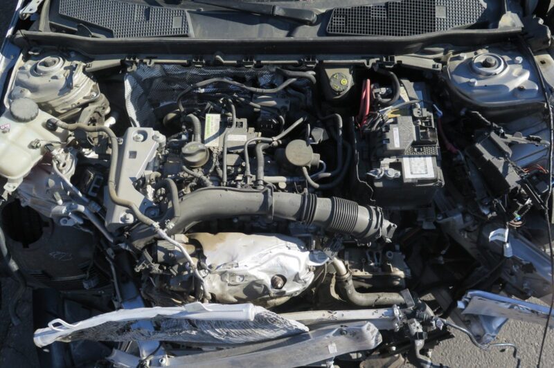 2020 Mercedes A-Class Engine Assembly - Image 2