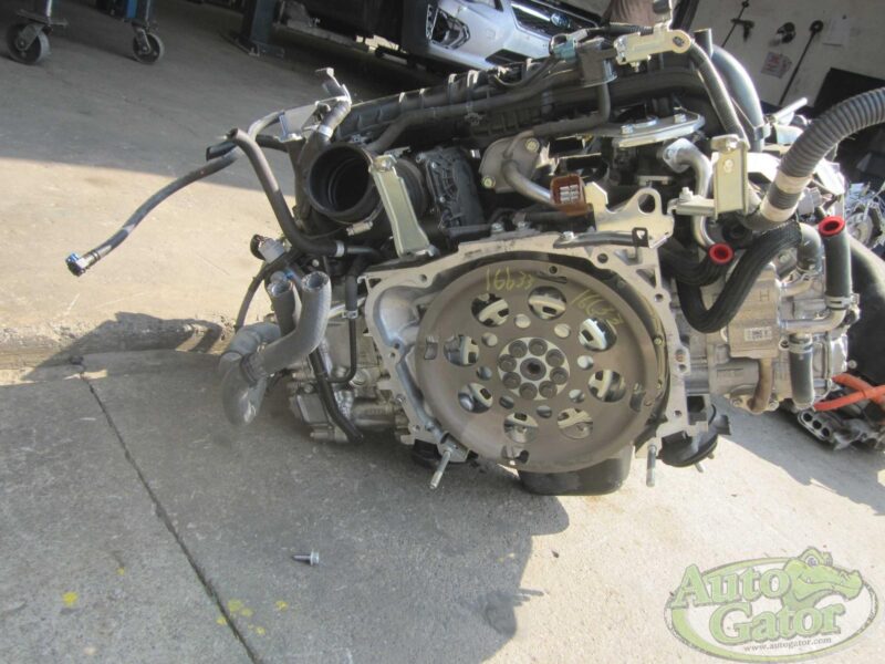 2015 Subaru XV Crosstrek Engine Assembly - Image 4