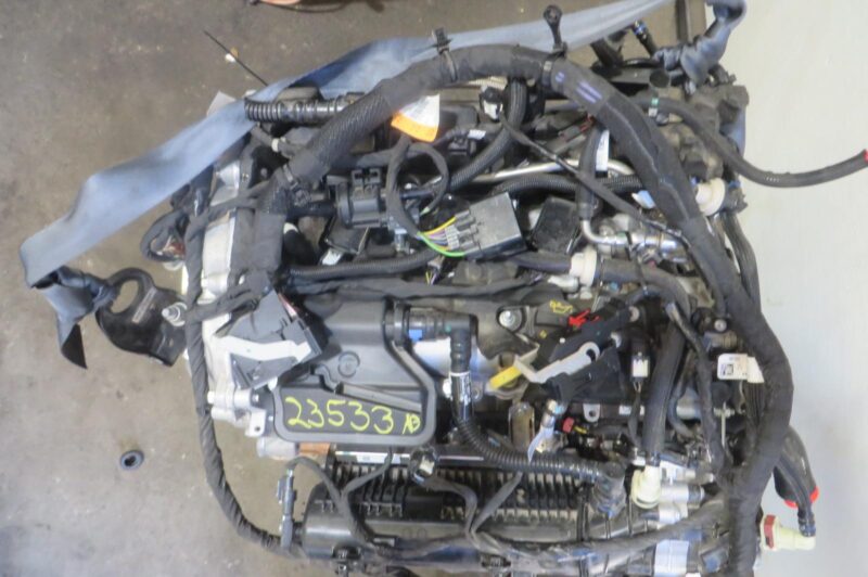 2022 Ford Escape Engine Assembly - Image 2