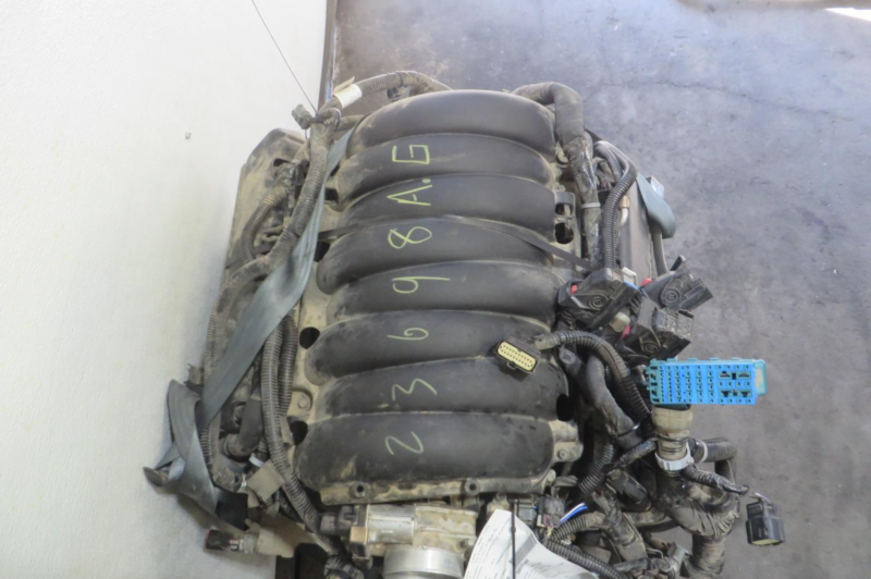 2019 Chevrolet Tahoe Engine Assembly - Image 2