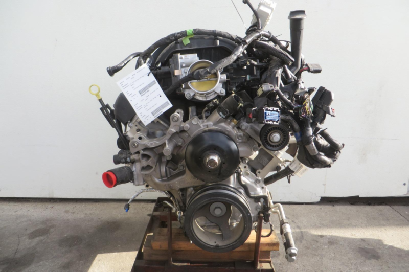 2021 Chevrolet Silverado 1500 Pickup Engine Assembly - Image 6