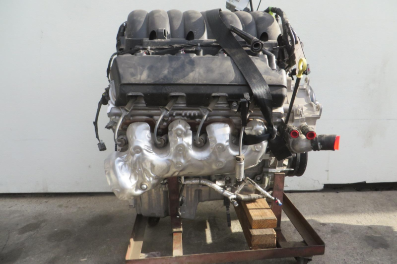 2021 Chevrolet Silverado 1500 Pickup Engine Assembly - Image 3