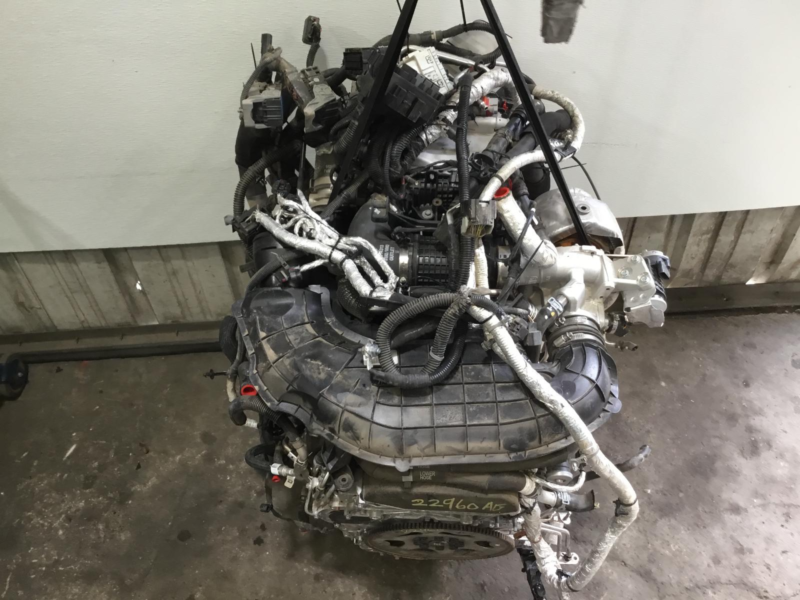 2021 Chevrolet Silverado 1500 Pickup Engine Assembly - Image 2