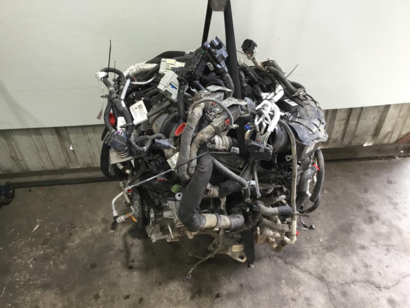 2021 Chevrolet Silverado 1500 Pickup Engine Assembly - Image 10