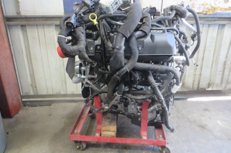 2021 Chevrolet Silverado 1500 Pickup Engine Assembly - Image 4