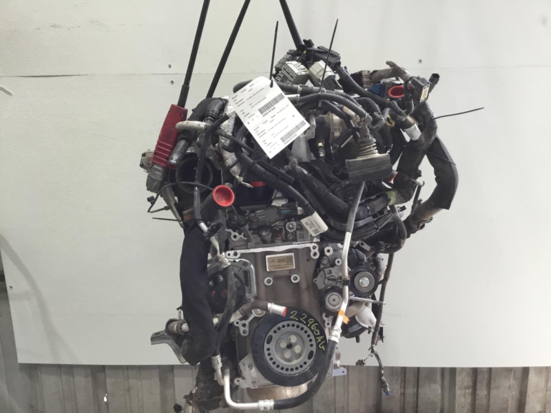 2021 Chevrolet Silverado 1500 Pickup Engine Assembly - Image 6