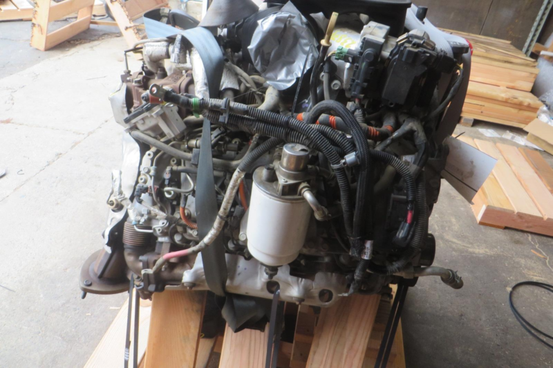 2016 Chevrolet Silverado 2500 Pickup Engine Assembly - Image 12