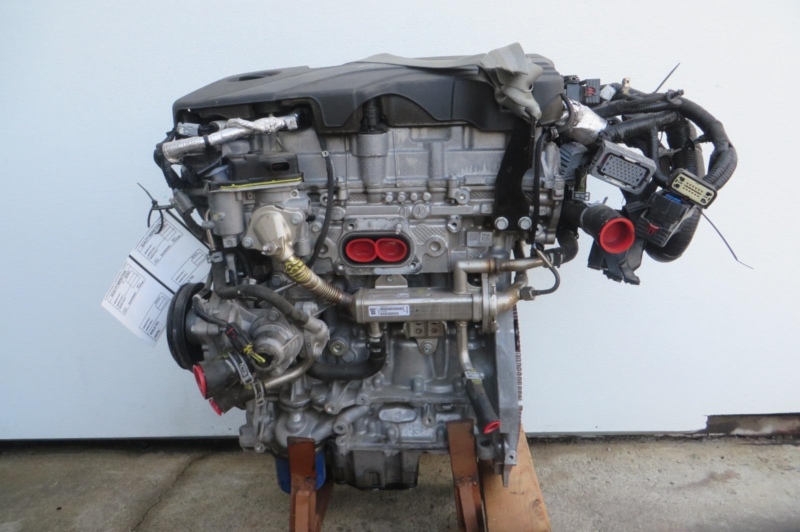 2016 Chevrolet Volt Engine Assembly - Image 8