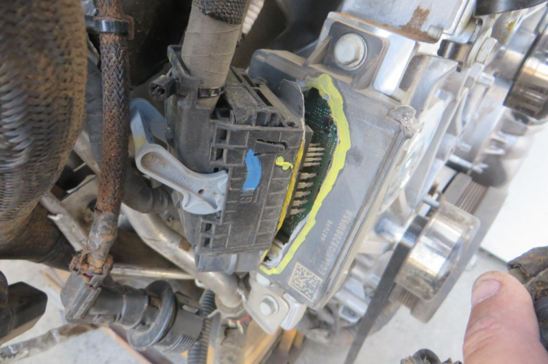2019 Chevrolet Silverado 2500 Pickup Engine Assembly - Image 3