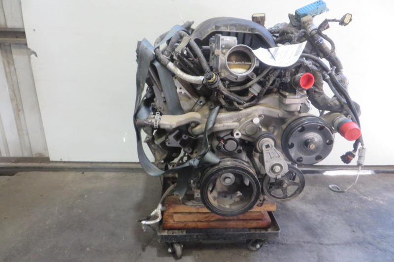 2019 Chevrolet Tahoe Engine Assembly - Image 5