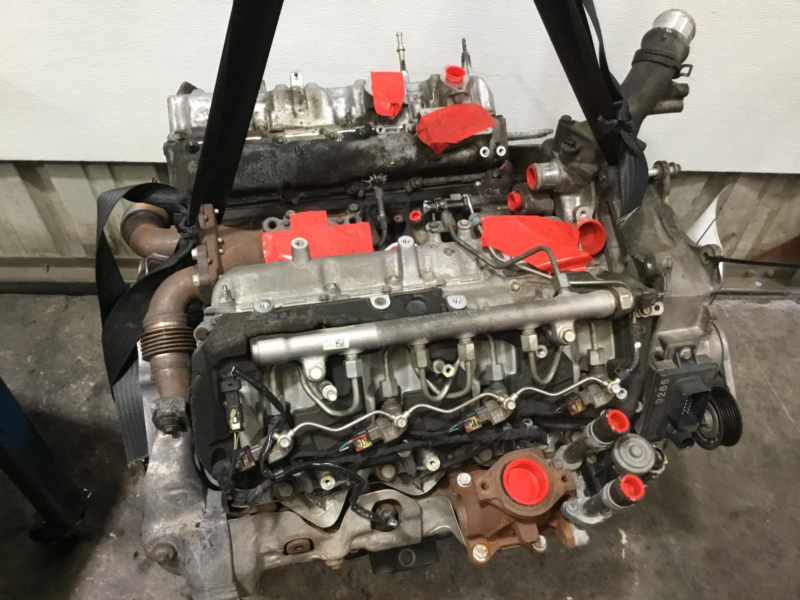 2018 Chevrolet Silverado 3500 Pickup Engine Assembly - Image 2