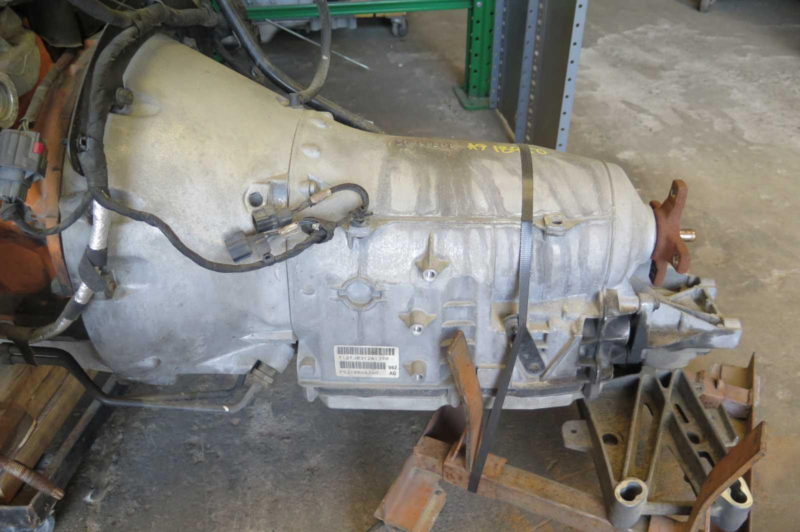 2012 Dodge Challenger Engine Assembly - Image 4