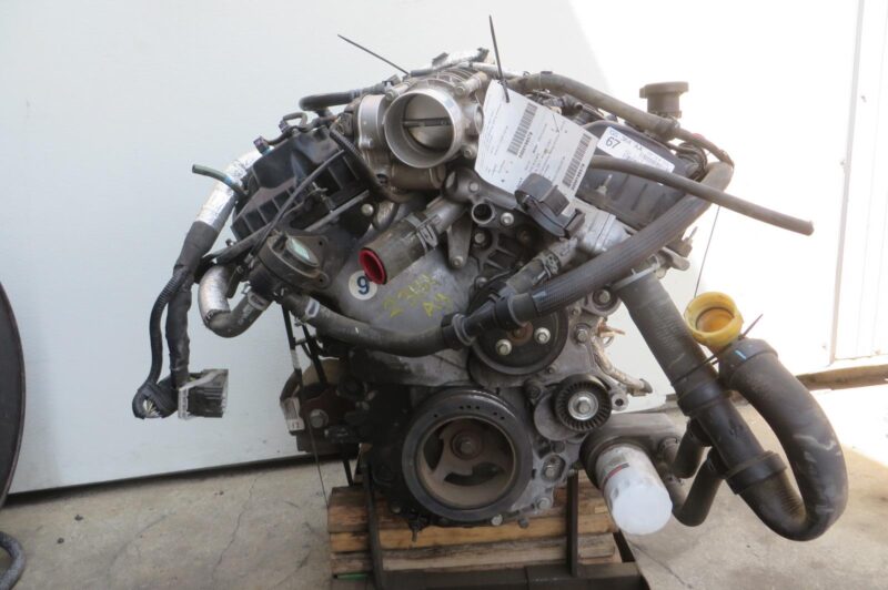2016 Lincoln Navigator Engine Assembly - Image 2